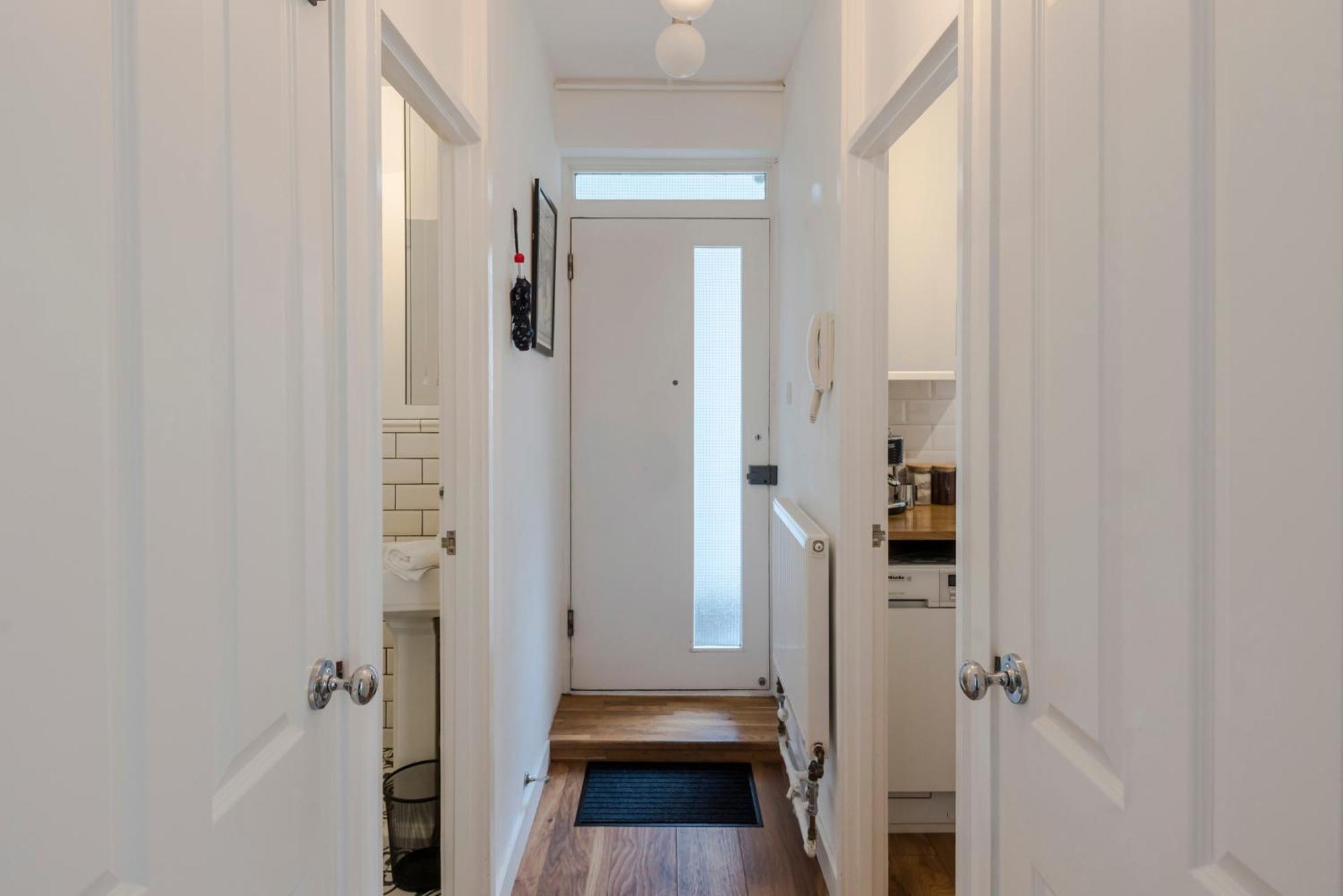 Апартаменты Euston One Bedroom *